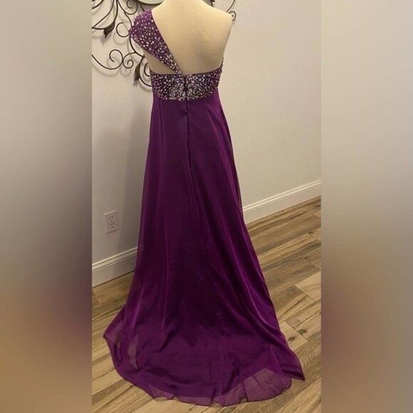 NW - One Shoulder Plum Formal Gown  / Wedding / Prom Dress - Clarisse Size 14 - Picture 4 of 16